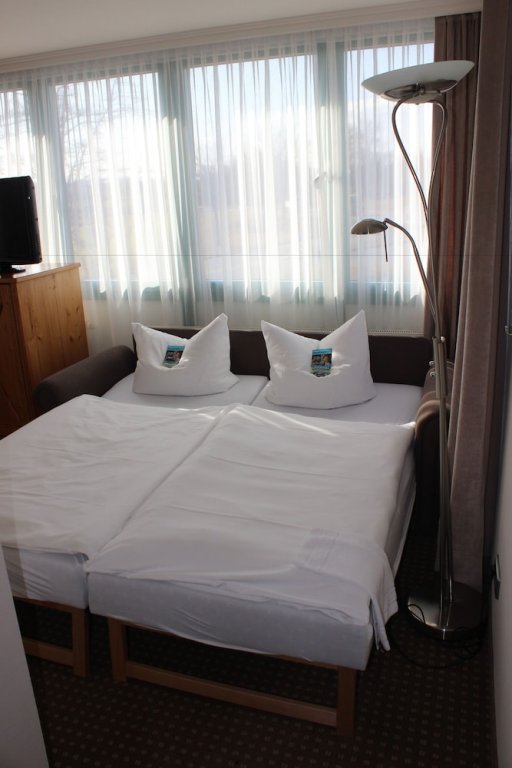 Фото Hotel Landhaus Feckl