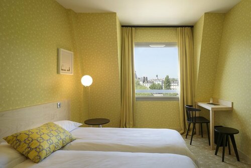 Гостиница Lhotel в Нанте