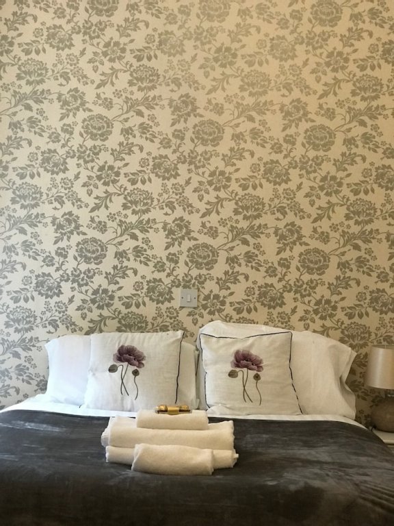 Фото The Station Hotel