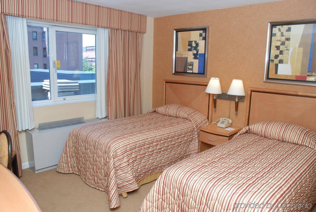 Фото Skyline Hotel