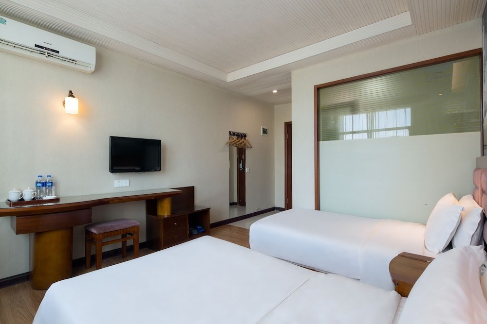 Фото Kaiserdom Changsha West Bus Terminal