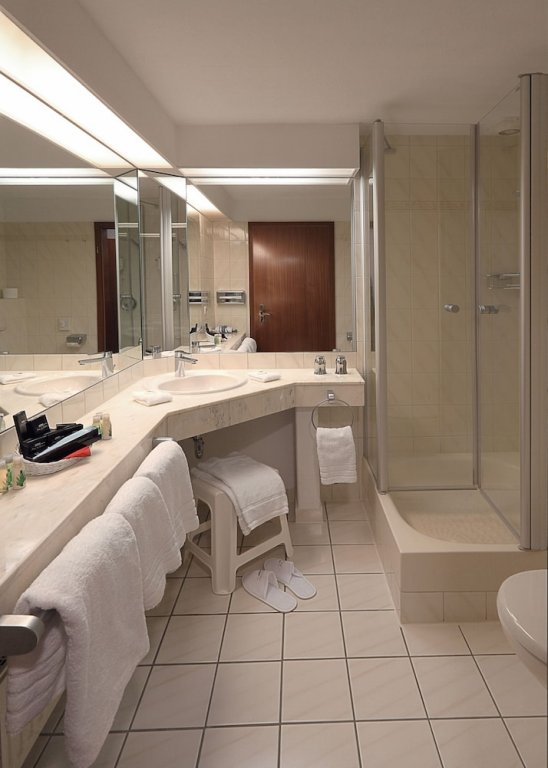 Фото Hotel Am Schloss Aurich Schlossresidenz