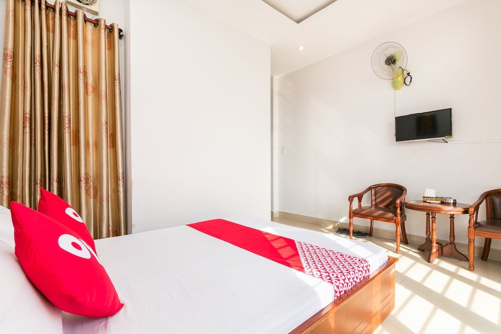Фото Oyo 631 Long Phung Hoang Hotel
