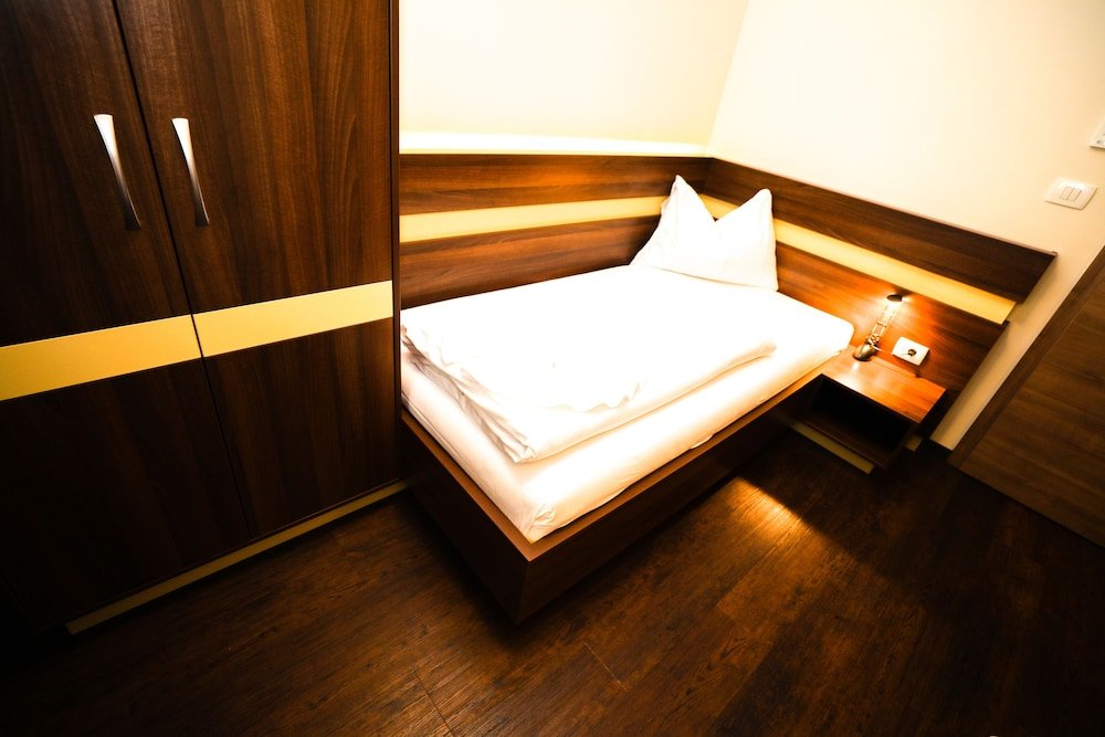 Фото Primus Hotel And Apartments