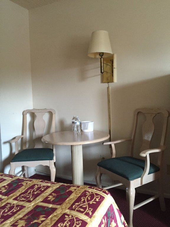 Фото Bridgewater Motel