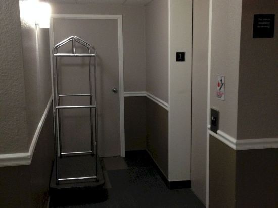 Фото Super 8 by Wyndham Vacaville