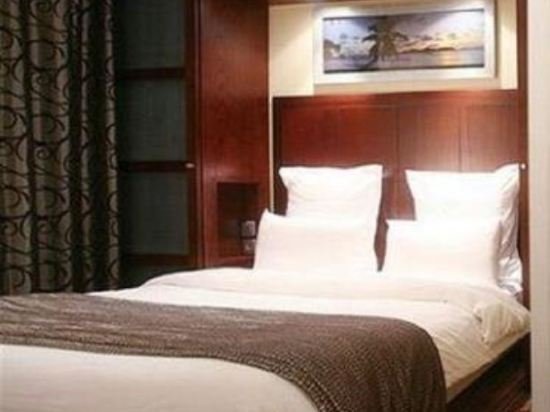 Фото Grand Hotel Francais