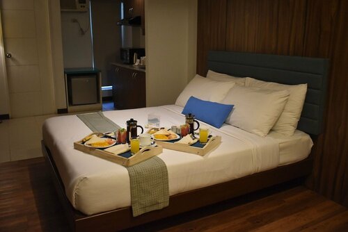 Гостиница H Hotels - Metro North Uno в Кесон-Сити