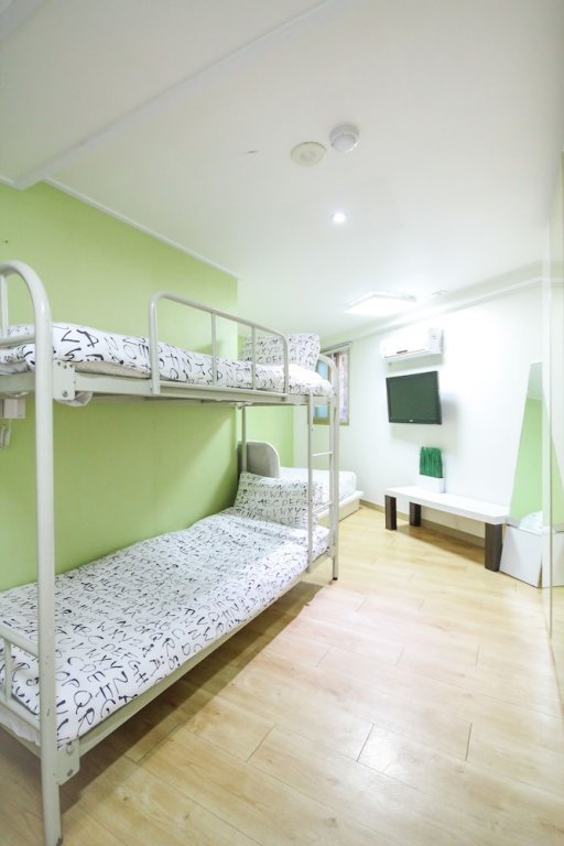 Фото Zaza Backpackers