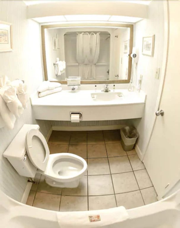 Фото Sandcastle Oceanfront Resort South Beach