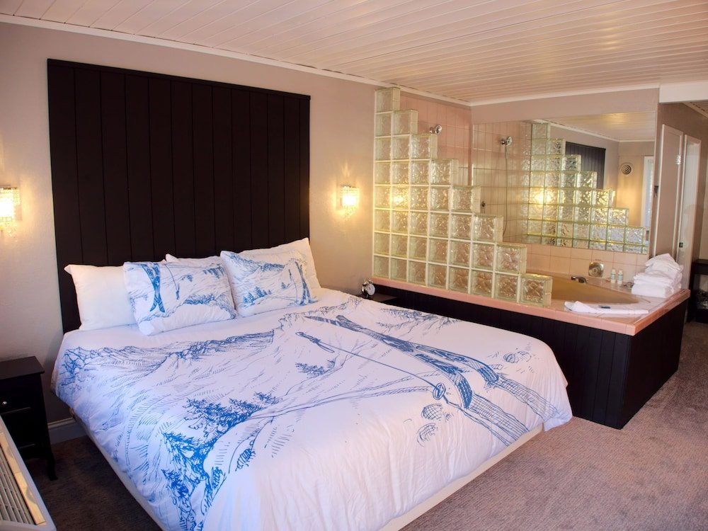 Фото The Inn at Boatworks