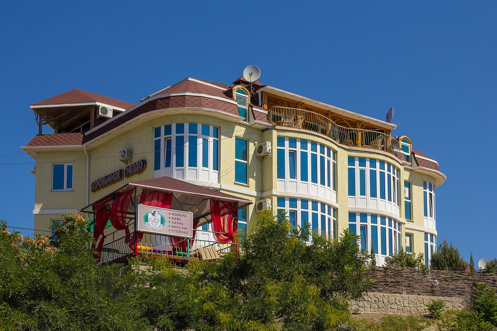 Фото Воробьиное гнездо