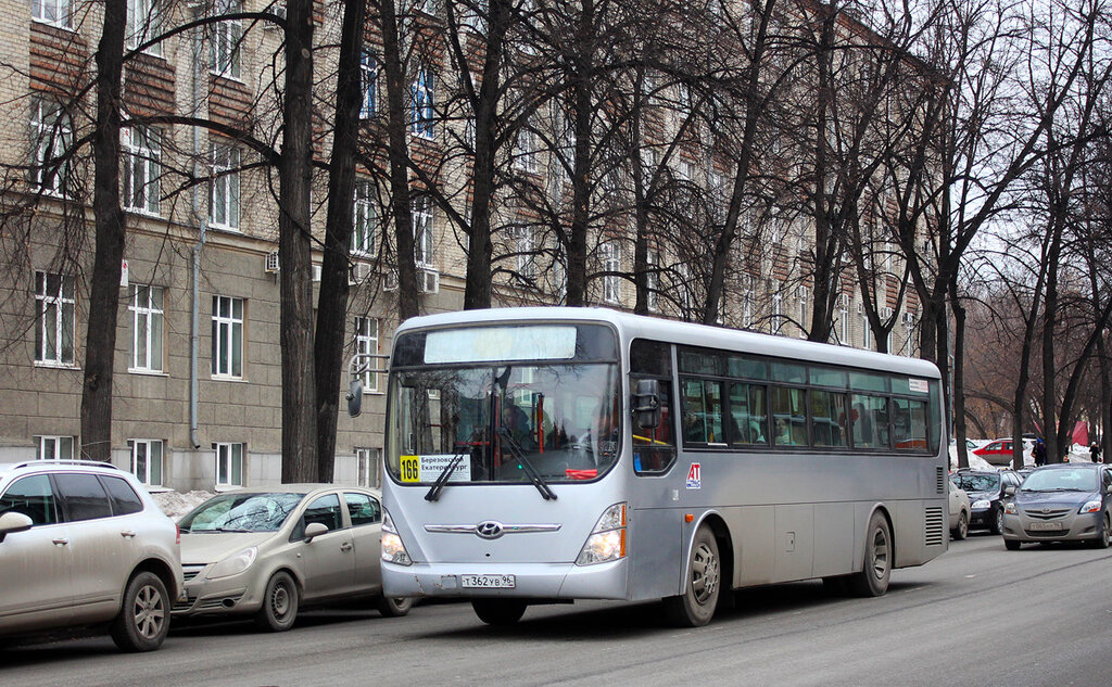 Bus station Avtotransportnoye predpriyatiye Lando Avtovokzal g. Berezovsky, Berezovskyi, photo