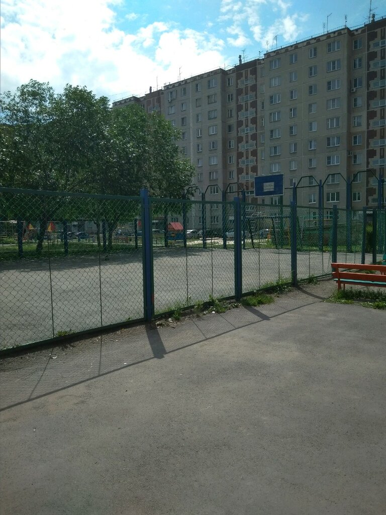 Спортплощадка Спортивная площадка, Челябинск, фото