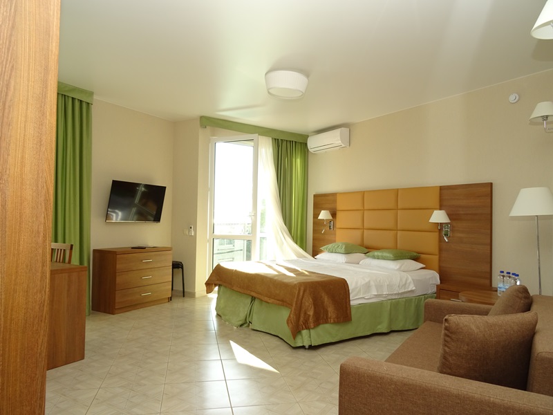 Фото отеля 2