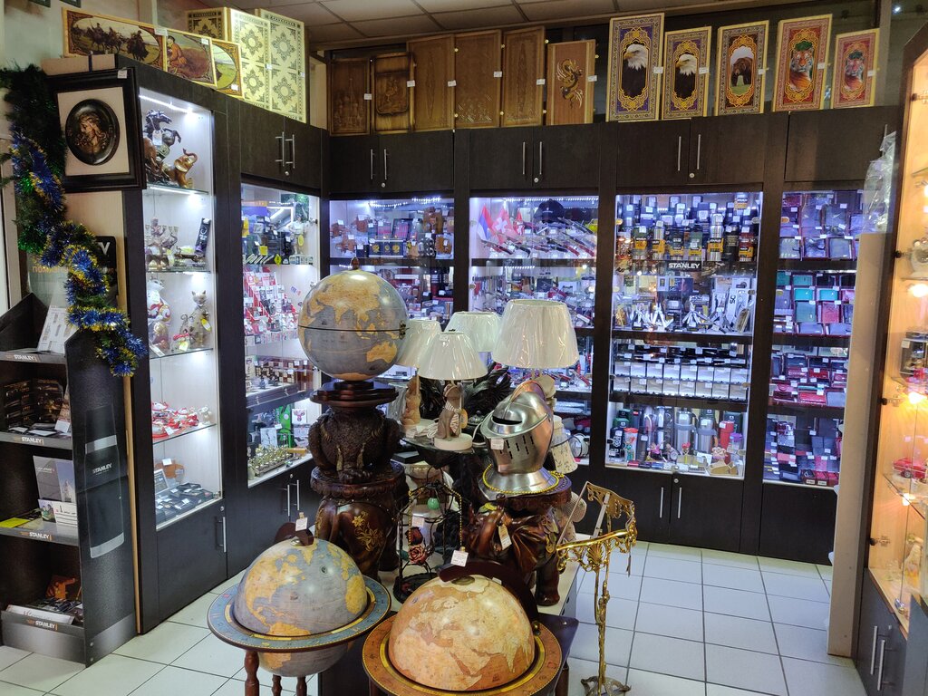 Gift and souvenir shop Legenda, Zelenograd, photo