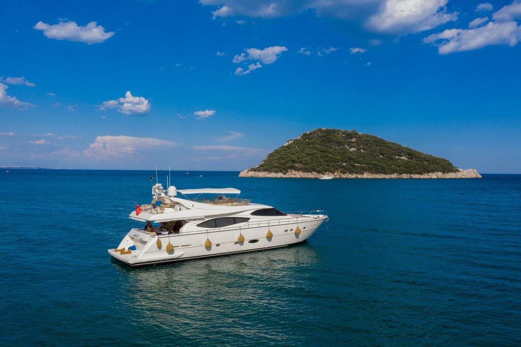 Tekne kiralama Diva Yatçılık, Kemer, foto