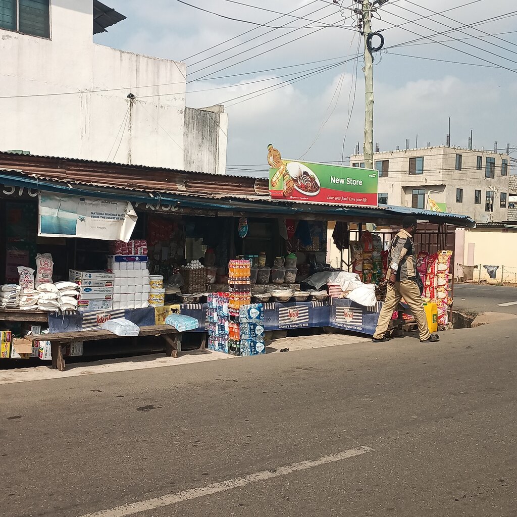 Clothing store New Store Enterprise, Accra, photo