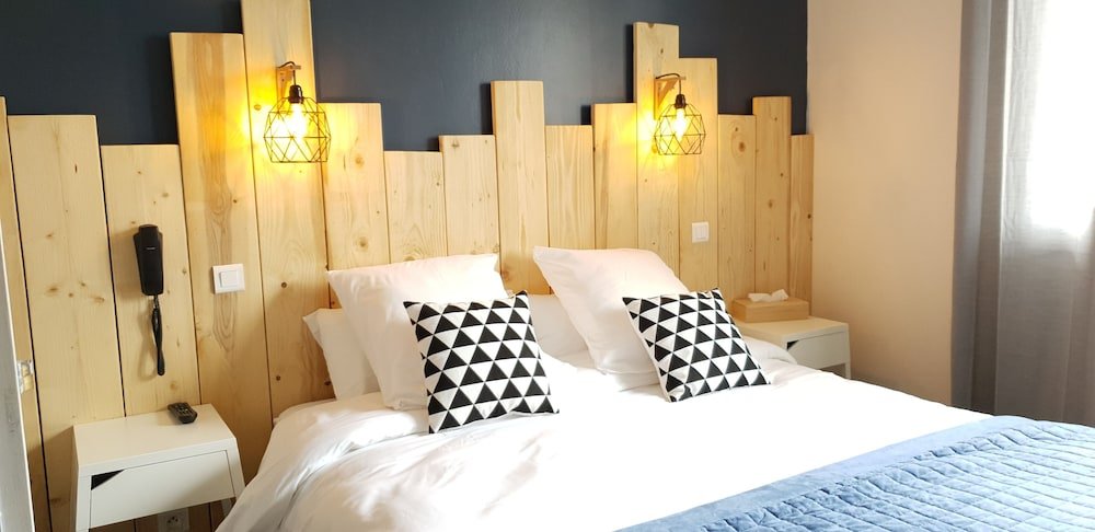 Фото Hôtel La Baïne