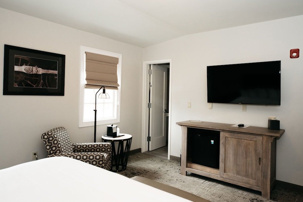 Фото The Railroad Inn