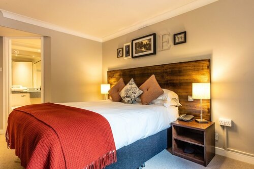 Гостиница Greyhound Hotel в Лондоне