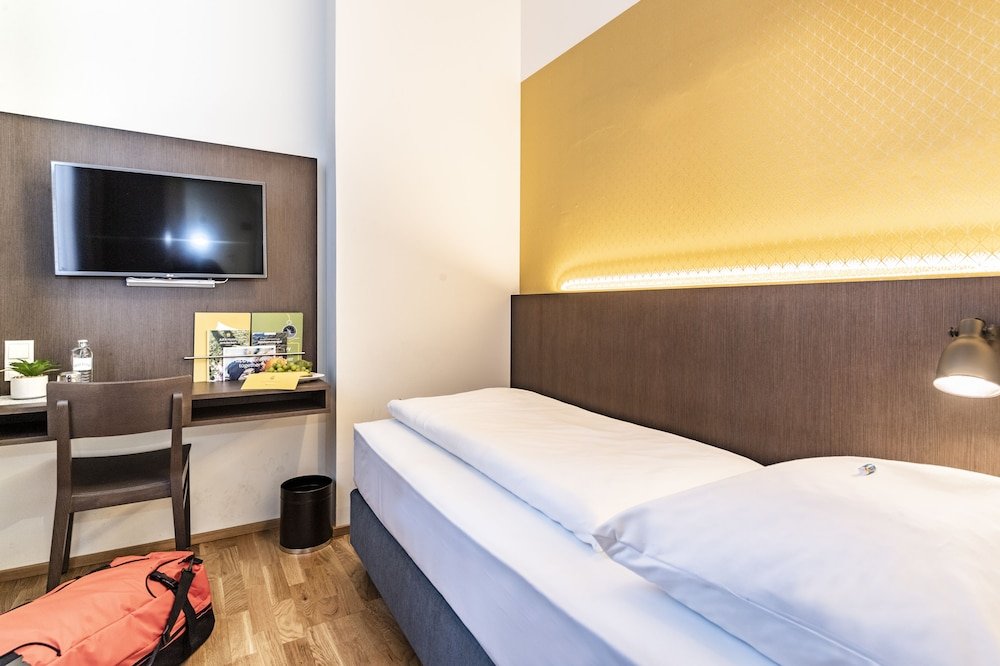 Фото Jufa Hotel Bregenz