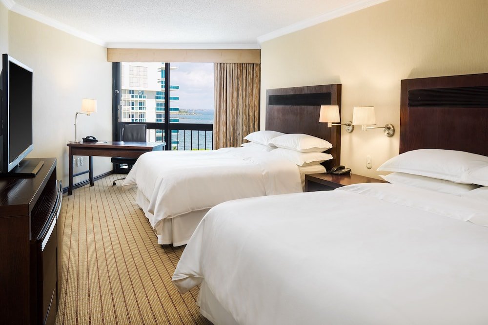 Фото Sheraton Santo Domingo Hotel