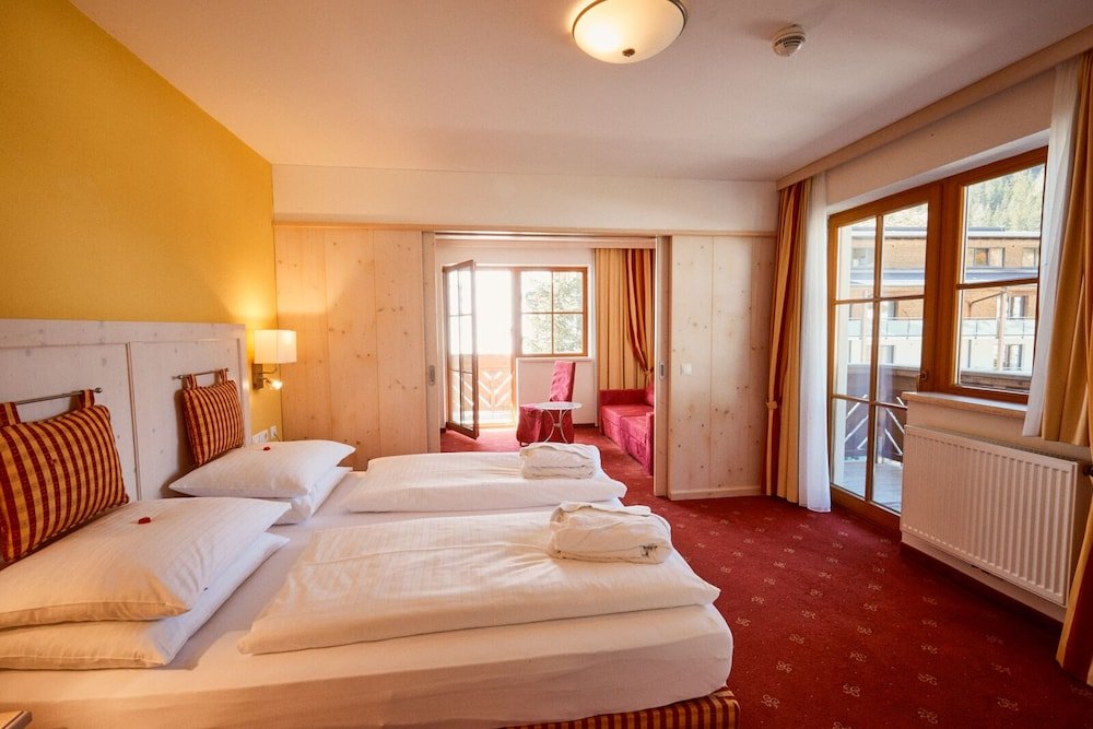 Фото Hotel Enzian