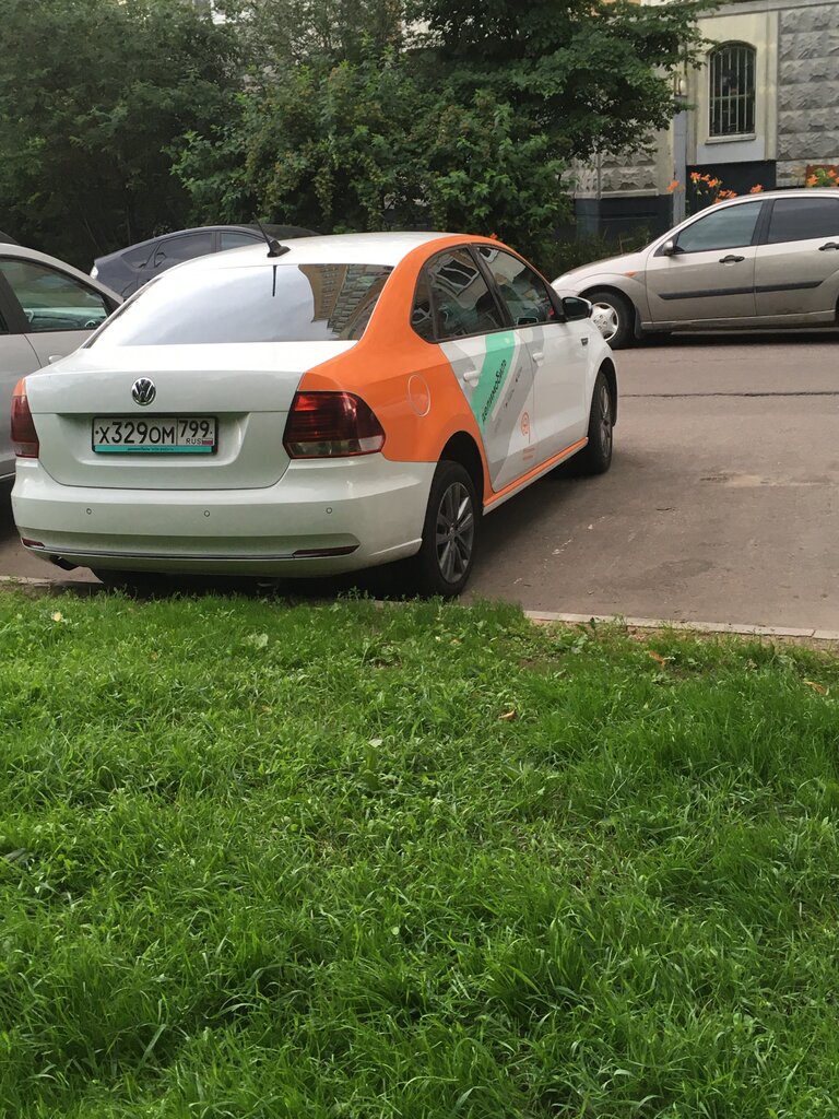 Все машины каршеринга делимобиль