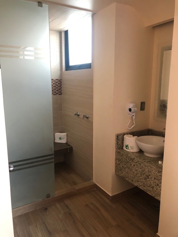 Фото Jard Inn Adults Only