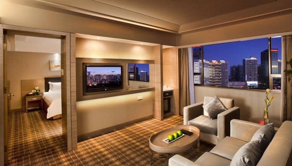 Фото Grand Skylight Hotel Shenzhen