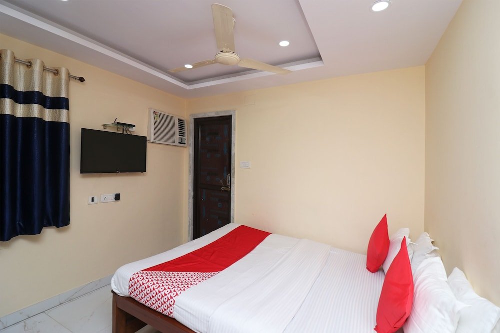 Фото Oyo 16209 Hotel Ambar Palace