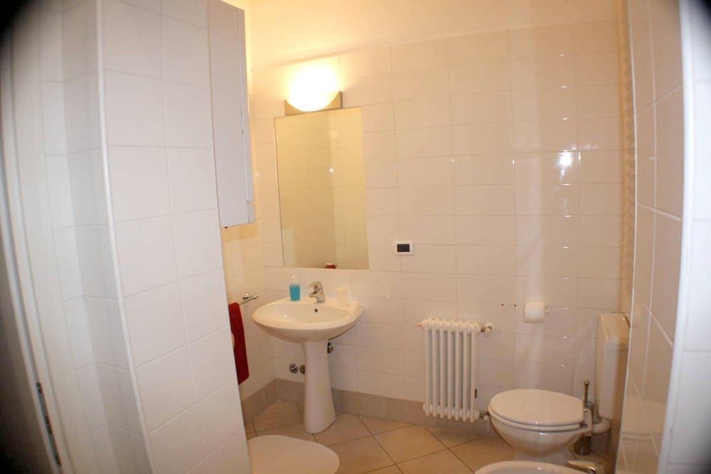 Фото Holiday House With 2 Bedrooms in Bologna, With Terrace and Wifi