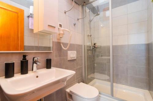 Фото Rooms Lovrijenac