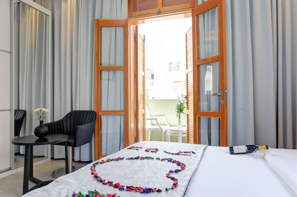 Фото Residence Suites Hotel