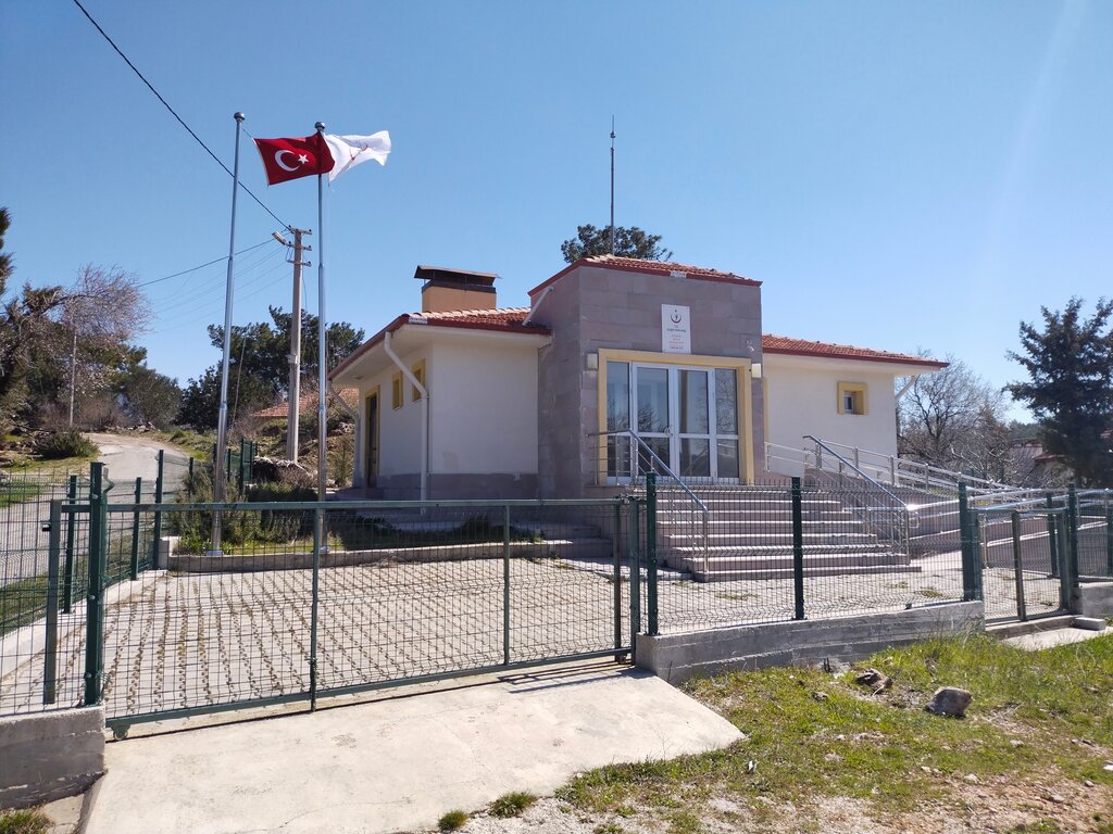 Mukhtars Kizilseki Village Headman's Office, Bucak, photo