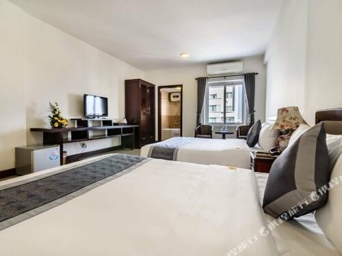 Гостиница Hue Crown Boutique best hotel в Провинции Тхыатхьен-Хюэ