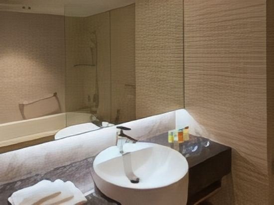 Фото Отель Four Points by Sheraton Singapore