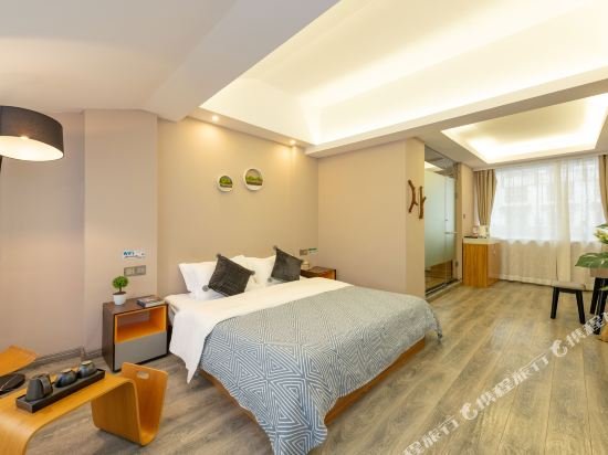 Фото Spring Blossoms Inn Yangshuo West Street