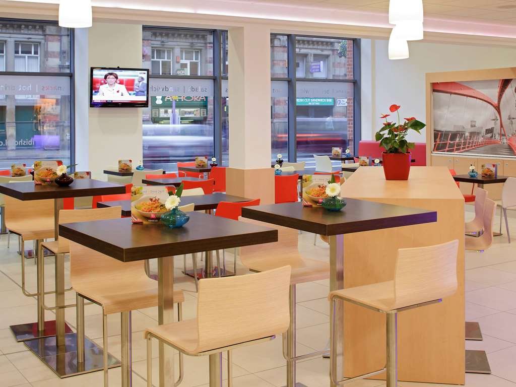 Фото Ibis Manchester Centre 96 Portland Street