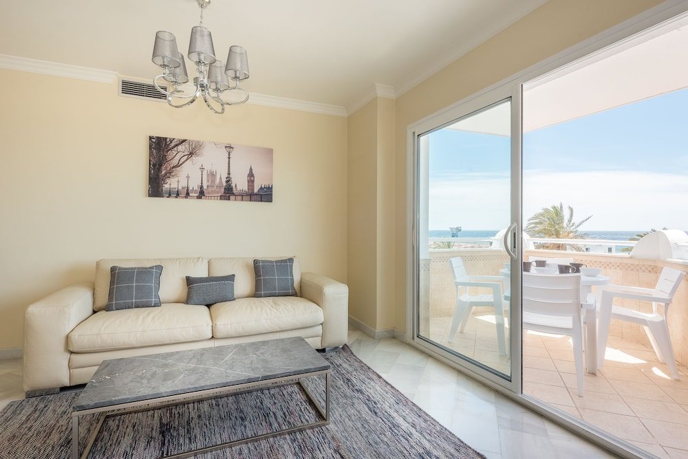 Фото Infocom Apartment Severo Ochoa City Center