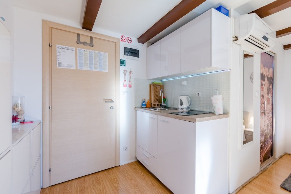 Фото Studio Apartments SV. Duje