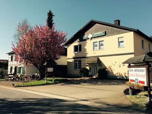 Гостиница Landhaus-Brunnenhof