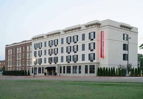 Гостиница SpringHill Suites Huntsville West/Research Park