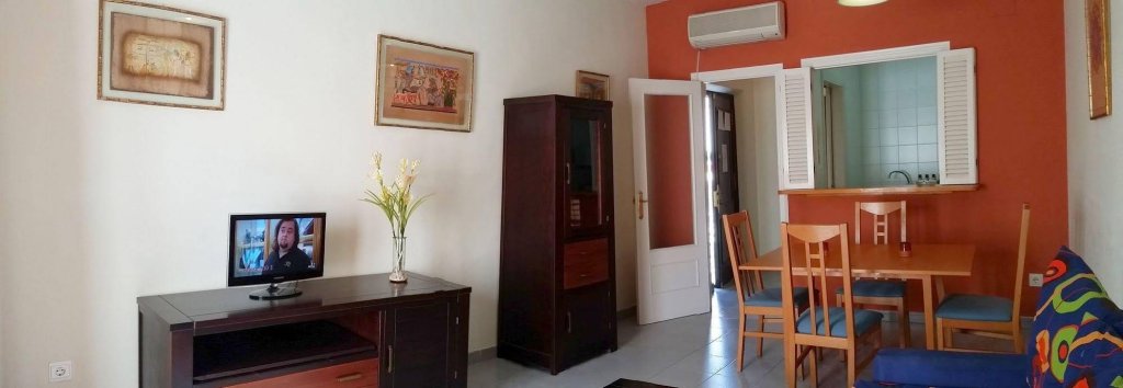 Фото Apartamentos Larga 70