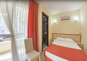 Golden Sun (Antalya, Kemer, Beldibi Mah., Başkomutan Atatürk Cad., 354/C), hotel
