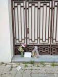 Мемориальная табличка в память о Б. Е. Немцове (ул. Малая Ордынка, 3), мемориальная доска, закладной камень в Москве