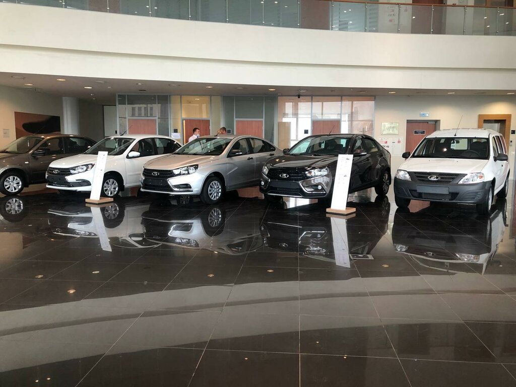 Больше не работает: Авангард, автосалон, Красноярск, Караульная улица, 47 - Янде