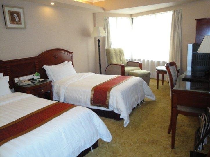 Фото GreenTree Eastern Shenzhen Luohu East Gate Hotel