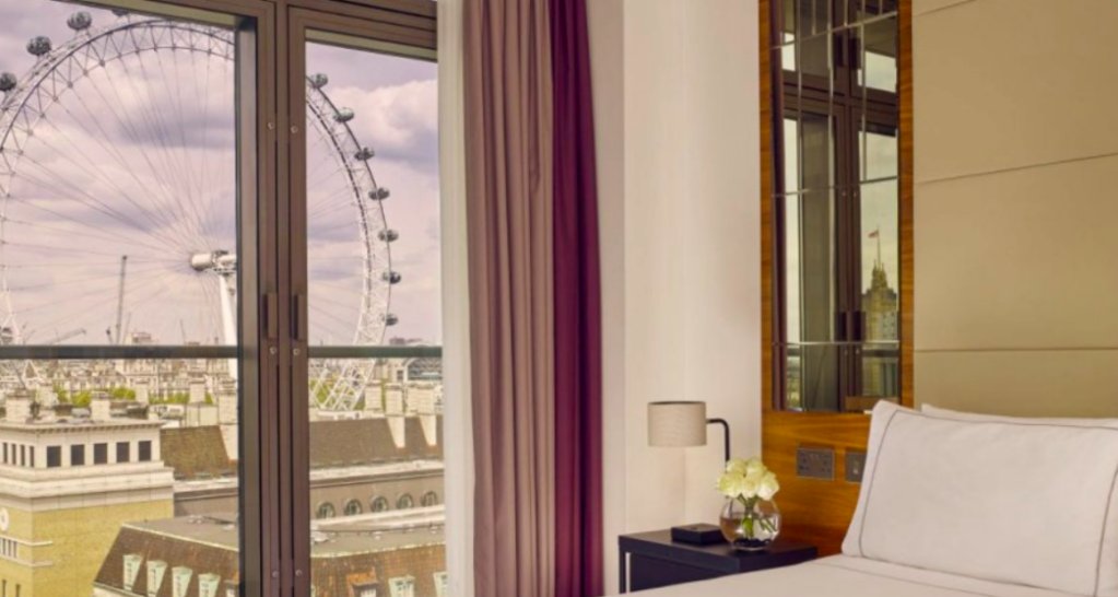 Фото Park Plaza County Hall London